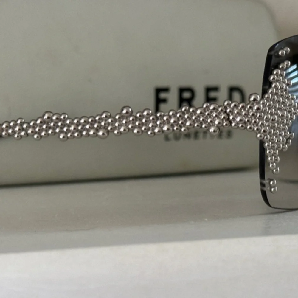 Fred Lunettes Pearls‎ Platinum Luxury Sunglasses Gray Gradient Lenses
